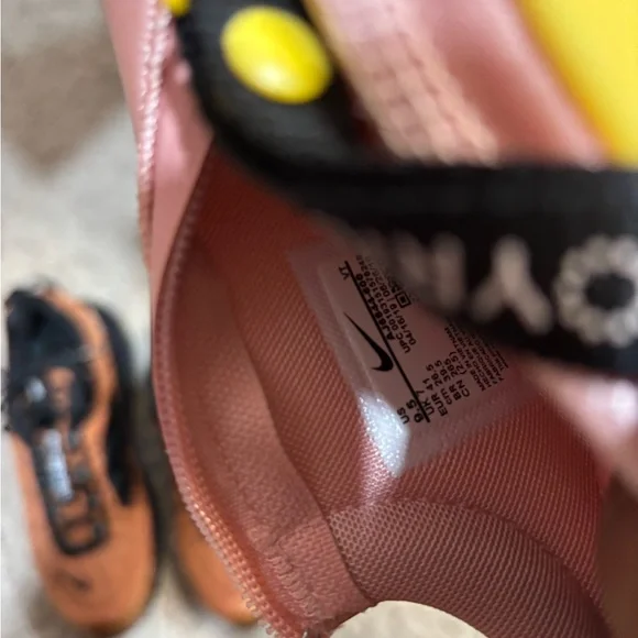 Nike JoyrideCoral and Yellow Sneakers with Vibrant Style - Picture 7 of 8